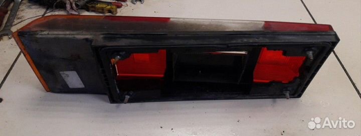 Фонарь левый