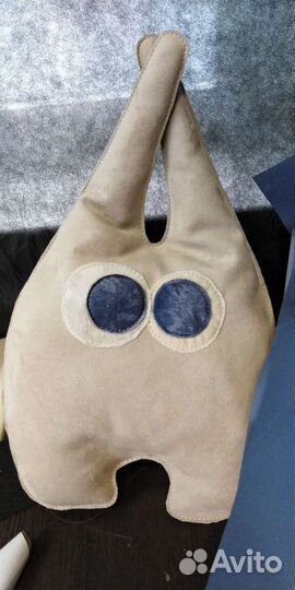 Игрушка заяц. Мягкая подушковая