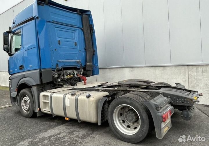 В разборке грузовик Mercedes,Actros mpiv с 2013