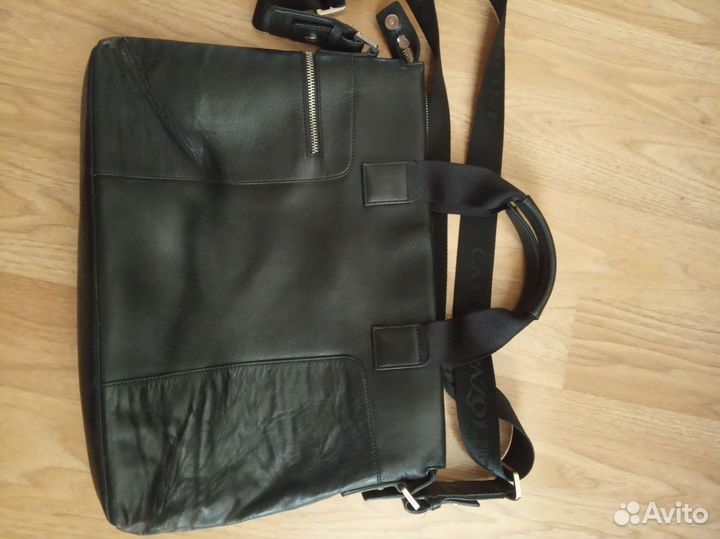 Сумка для ноутбука.carlo pazolini