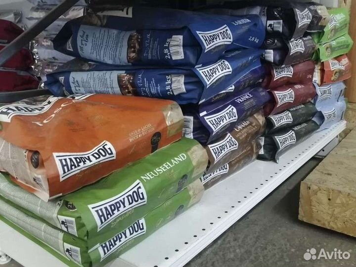 Корма для собак и кошек