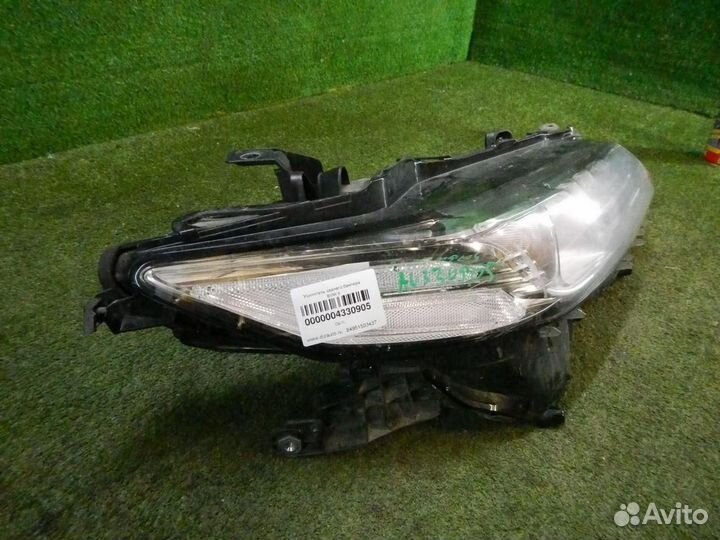 Фара правая Toyota Camry
