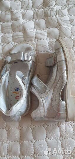 Сандали детские для девочек