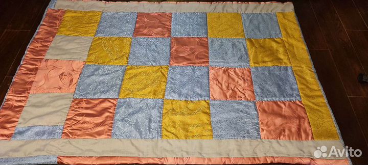 Одеяло синтепоновое, 1,5 *2,0 м, новое