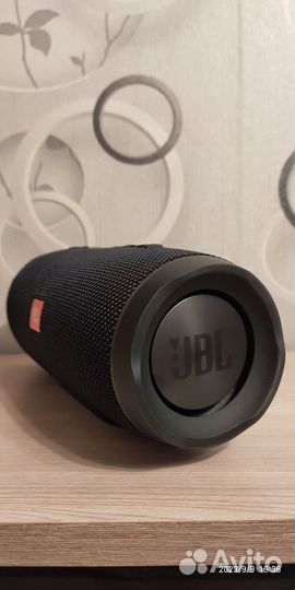 Колонка jbl charge 3