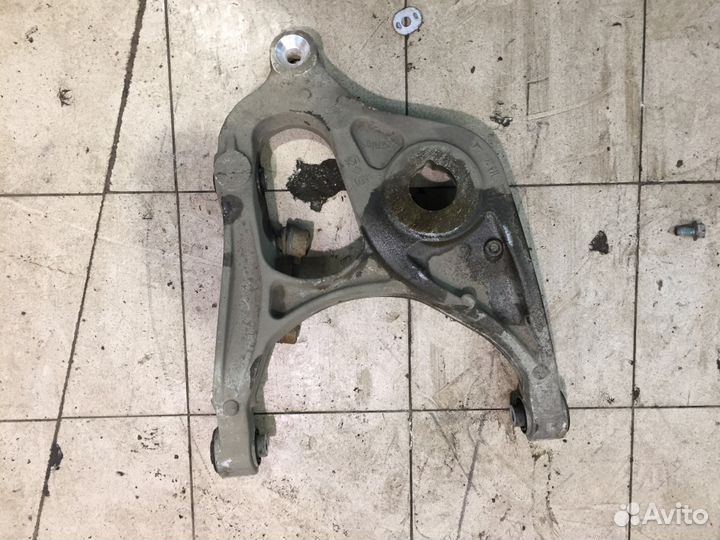 Рычаг задний нижний Мерседес ML GL GLE GLS 166