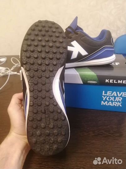 Футбольные бутсы, сороконожки, Kelme