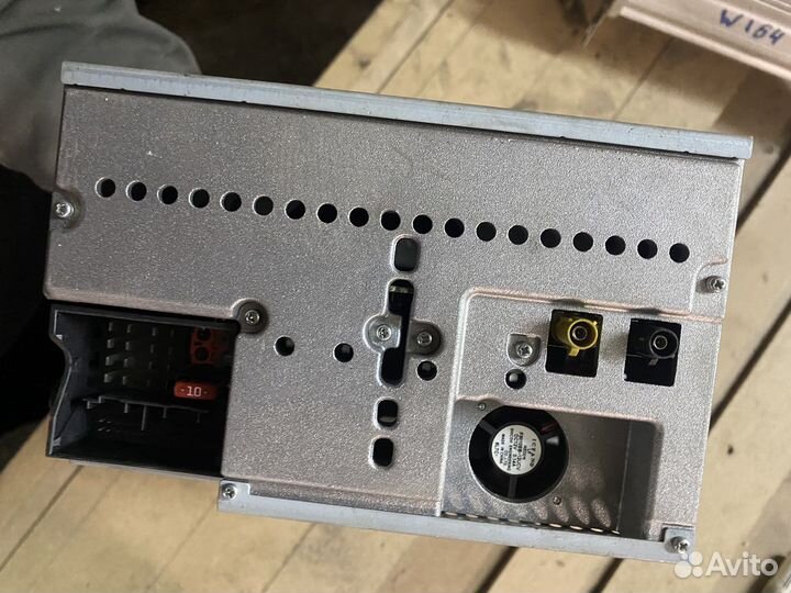 Магнитола Mercedes-Benz ML-Class W164