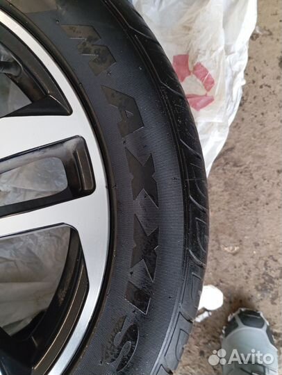 Maxxis Victra Sport VS5 205/55 R16 94V