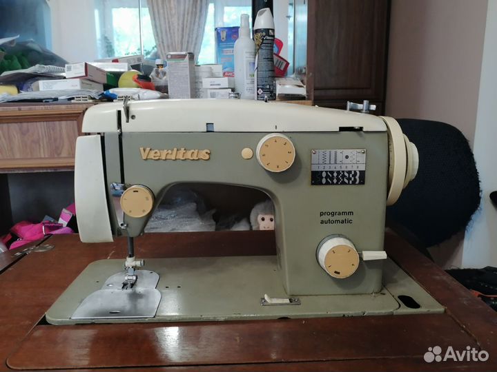 Швейная машина Veritas