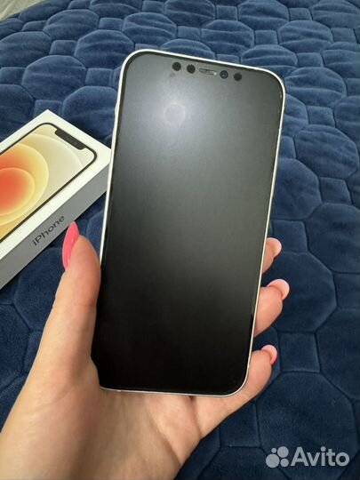iPhone 12, 64 ГБ