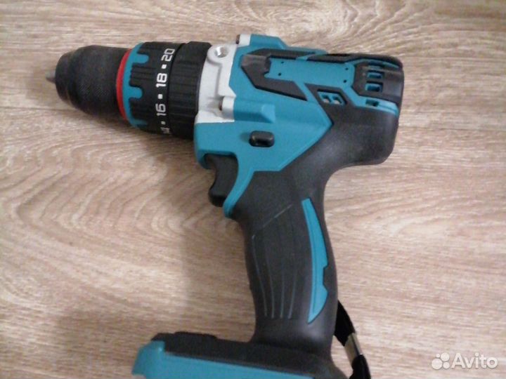 Дрель шуруповерт makita 18v