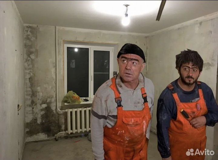 Бригада строителей