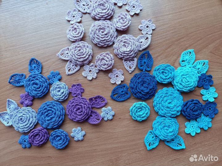 Набор вязаных цветочков 12 шт