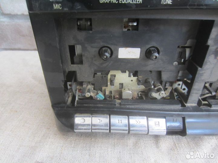 Магнитофон китайский под ремонт