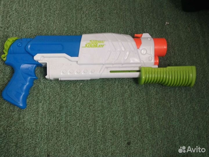 Водный пистолет