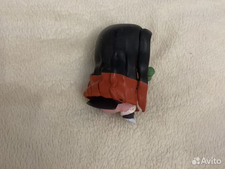 Фигурка незуко