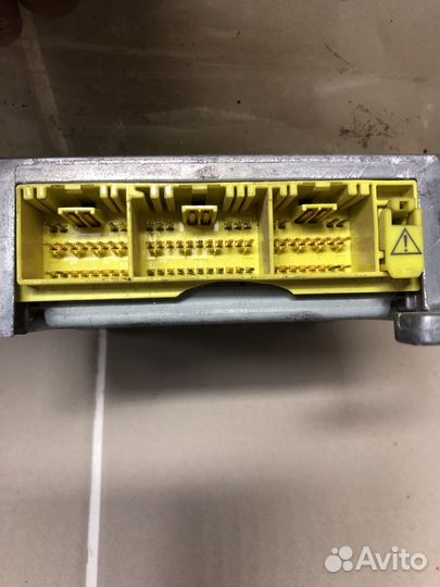 Блок управления SRS Air Bag Toyota Camry V30