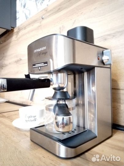 Новая кофеварка Redmond