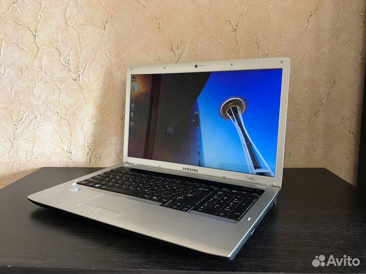 Ноутбук Samsung R730 Red 17.3 Дюйма