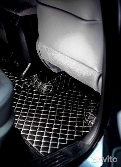 Коврики в салон на Toyota Highlander 2021г