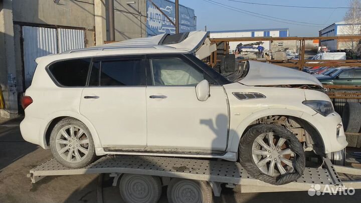 Разъем AUX Infiniti QX80 (Z62) 28318-4P000