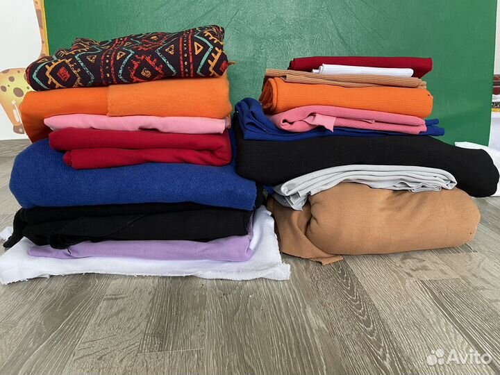 Отрез ткани трикотаж