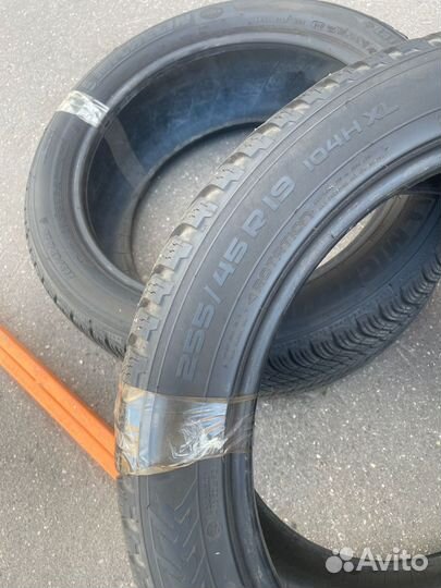 Nokian Tyres Hakkapeliitta 8 255/45 R19 104H