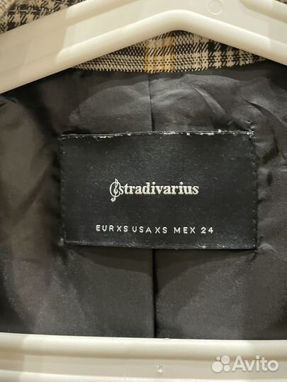 Пиджак женский Stradivarius XS(34)