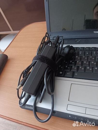 Ноутбук toshiba