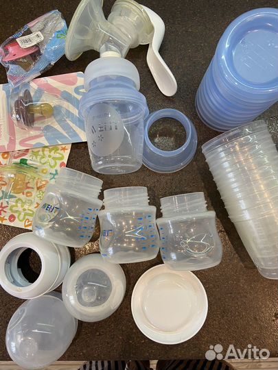 Молокоотсос avent ручной