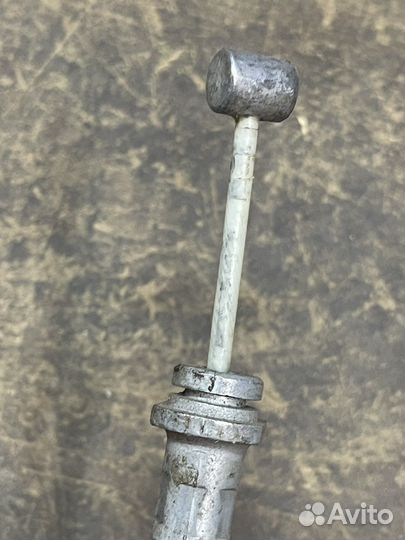 Трос стояночного тормоза Toyota Camry 40