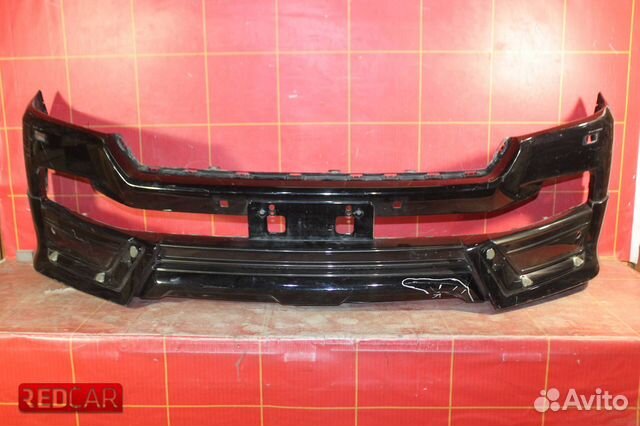 Бампер передний со спойлером TRD Toyota Land Cruis