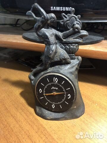 Настольные Часы Молния 1961 год