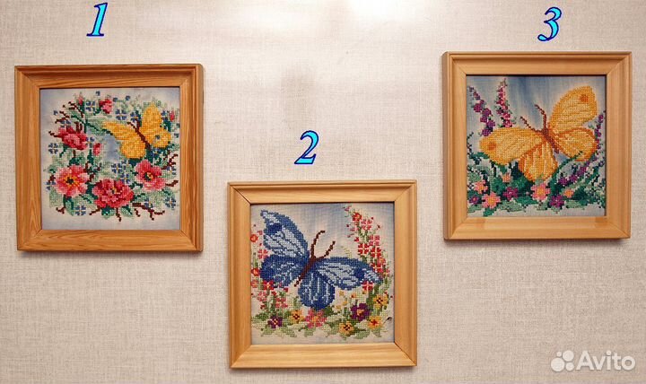 Миниатюры вышитые крестом, в деревянных рамках