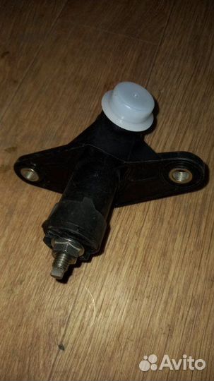 Кран уровня пневмоподвеской Volvo