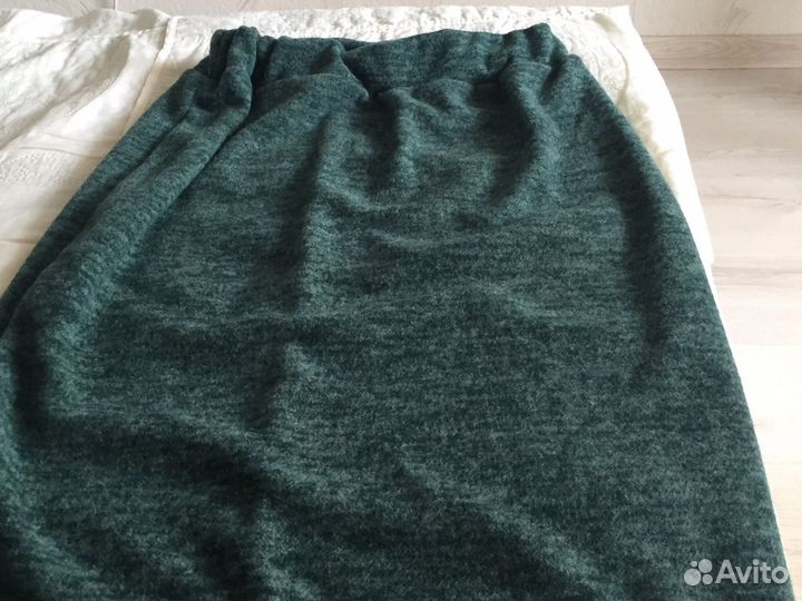 Женская одежда: костюм новый,брючки,джинсы,сумка