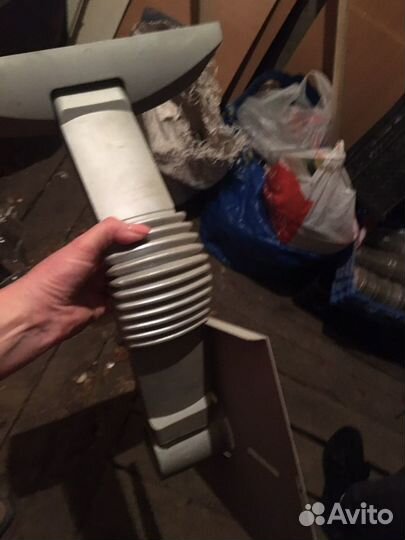 Держак для телевизора