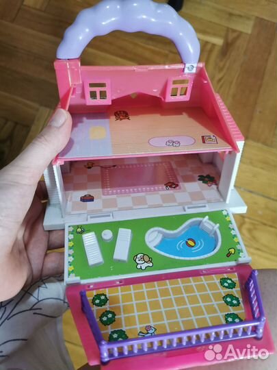 Домик кукольный и карусель для кукол