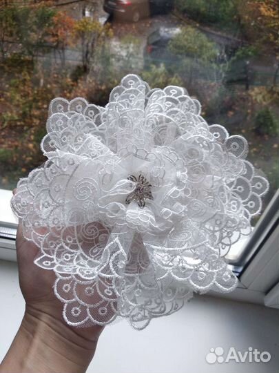 Бант для волос белый