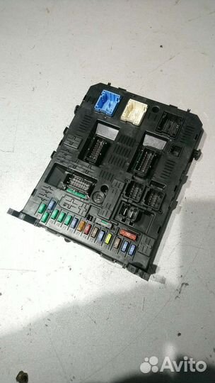 Блок предохранителей салона bsi peugeot 408 ep6cdt