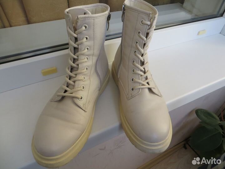Ботинки женские кожаные демисезонные белые 37 разм