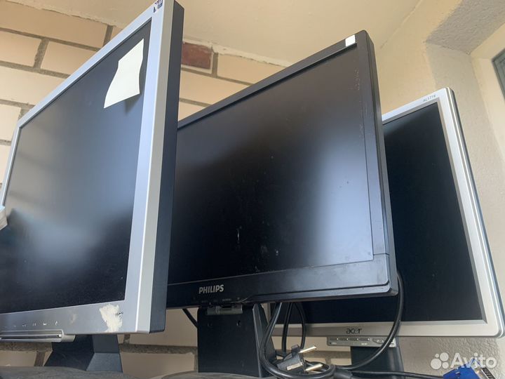 Мониторы все рабочие