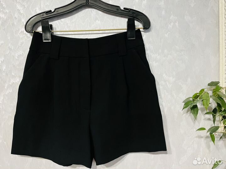 Шорты женские черные H&M 42