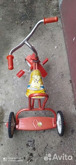 Трехколесный велосипед