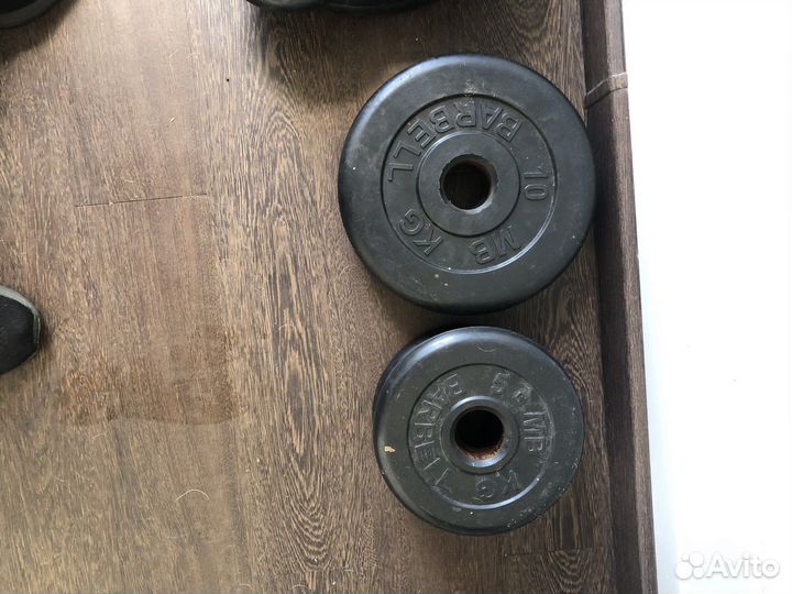 Скамья для жима и штанга