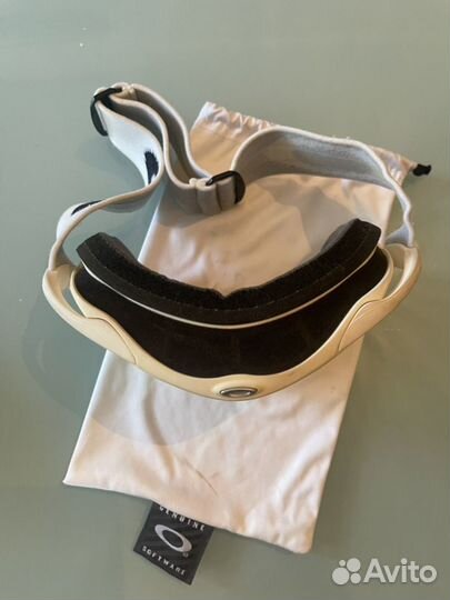 Горнолыжные очки oakley