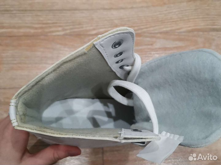 Коньки фигурные фирменные