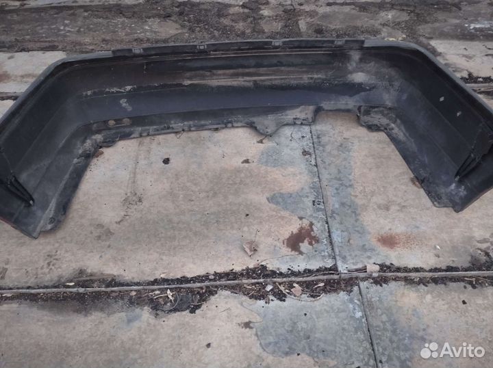 Бампер задний