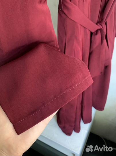 Платье с поясом